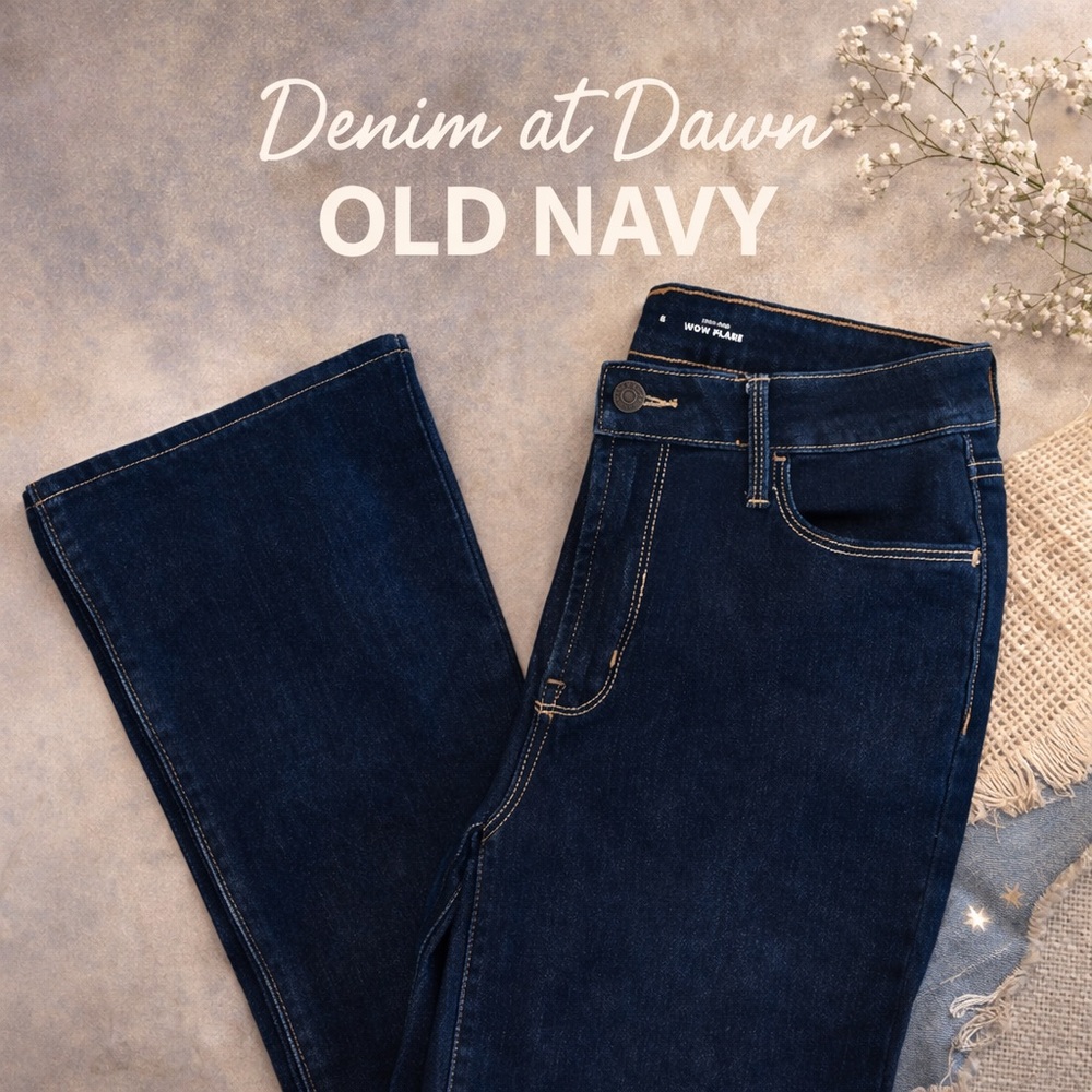 Old Navy WOW Flare Jeans High Rise Dark Wash Size 8 Flare Denim
